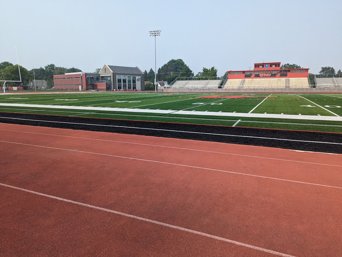 OldguyInspire's tweet image. Got a track workout in today. It's been a long time since the last one. Let's see if I can be more consistent with these. #trackworkout #running