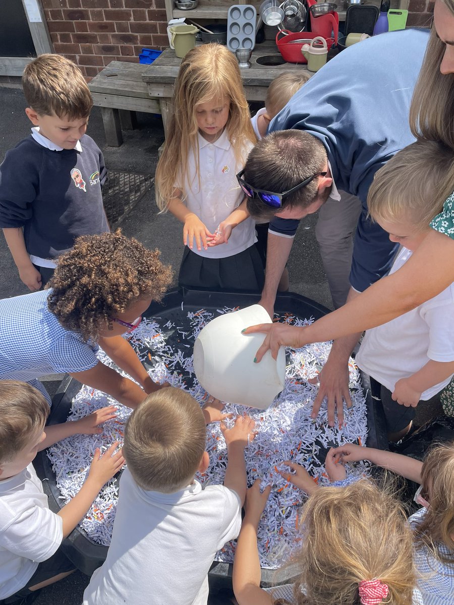 Miss B Weston tweet media