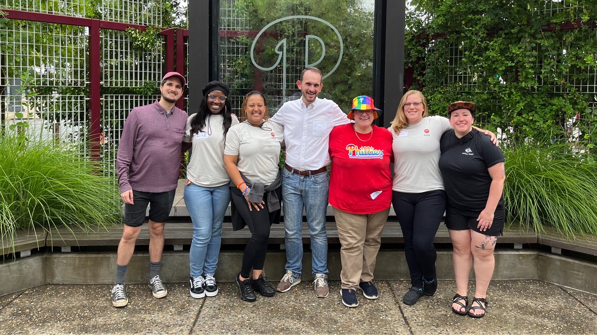 Aramark's tweet photo. Our #AramarkPride ERG hosted a packed calendar of events, this #PrideMonth to highlight the work being done year-round to create a more supportive, inclusive, and equitable space for employees, clients, customers, colleagues, friends, and family members. https://t.co/27D0bNJzZp https://t.co/t7P0GHqLx7