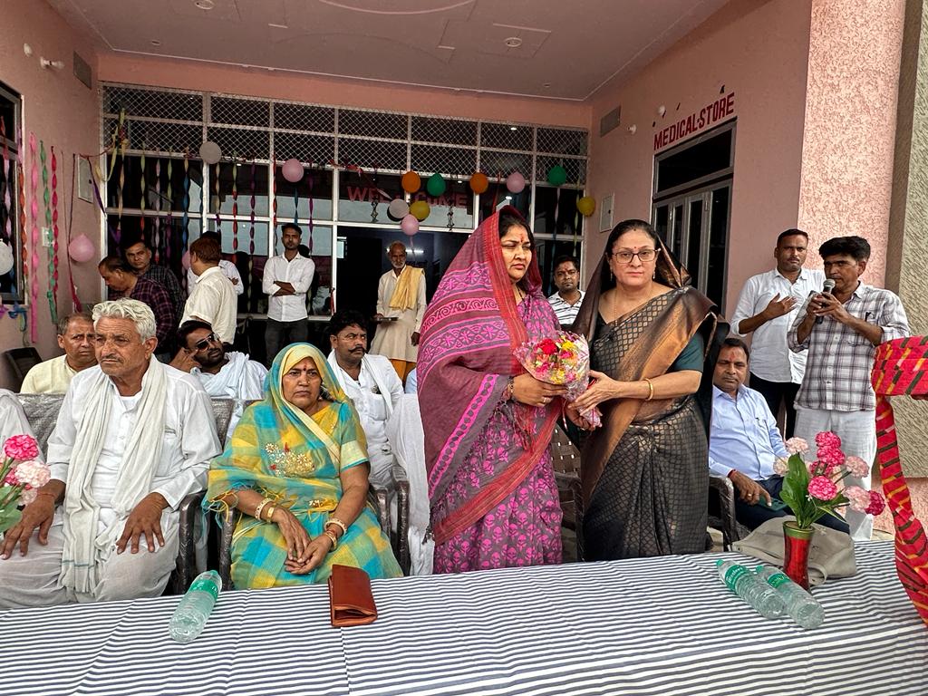 IndiraMeena_'s tweet photo. इस मौके पर अपनों से मिले प्यार और सम्मान के लिए सभी का आभार व्यक्त किया।

#बामनवास #बाटोदा https://t.co/llZpbSRXlB