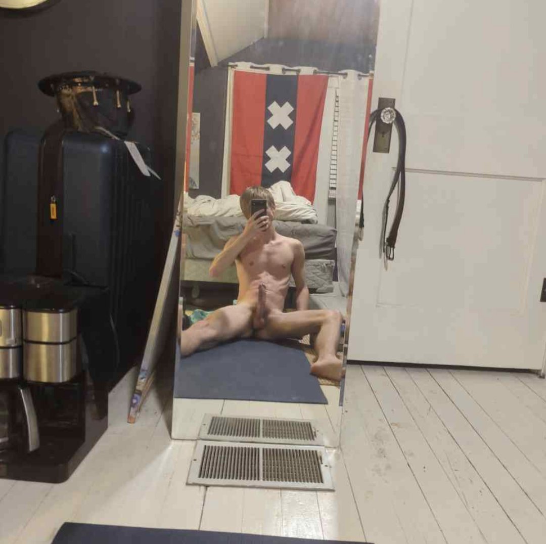 William_Satina's tweet photo. *Hi I'm Will, Just redoing pinned
*He/Him
*Attracted to femininity
*Dom, cnc, ddlg, pet play, control
*Tiny little alt girls with fat asses will be appreciated
*DMS Open https://t.co/gdDgnR5Pqe