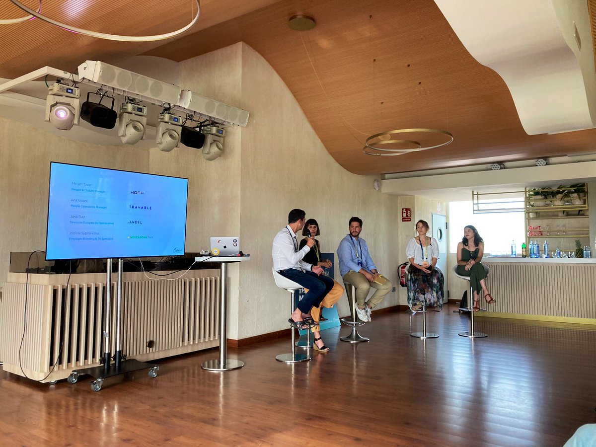 ¿Puede haber un mejor panel para hablar sobre los retos de la gestión de talento? 😍🙌🏻

<a href="/TheHoffbrand/">The Hoff brand</a> 
<a href="/trazable_io/">trazable.io</a> 
<a href="/MercadonaTech/">Mercadona Tech</a>
<a href="/Jabil/">Jabil</a> 

#FreshSunset