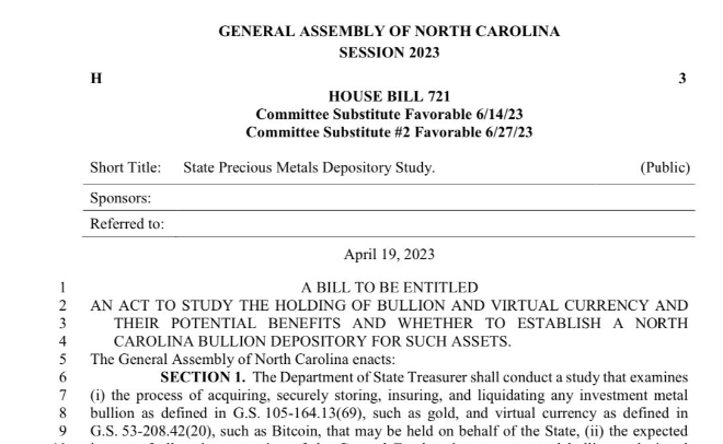 luke_broyles's tweet photo. Blackrock wants #Bitcoin ETF.

Fidelity wants #Bitcoin ETF.

Banks buying MSTR as proxy #BTC.

@Saylor just bought 0.66% of remaining exchange coins.

NOW... North Carolina has passed a bill to explore holding #Bitcoin in their treasury.

REMEMBER:... 1.88 million #Bitcoin left. https://t.co/lZIY37USgs