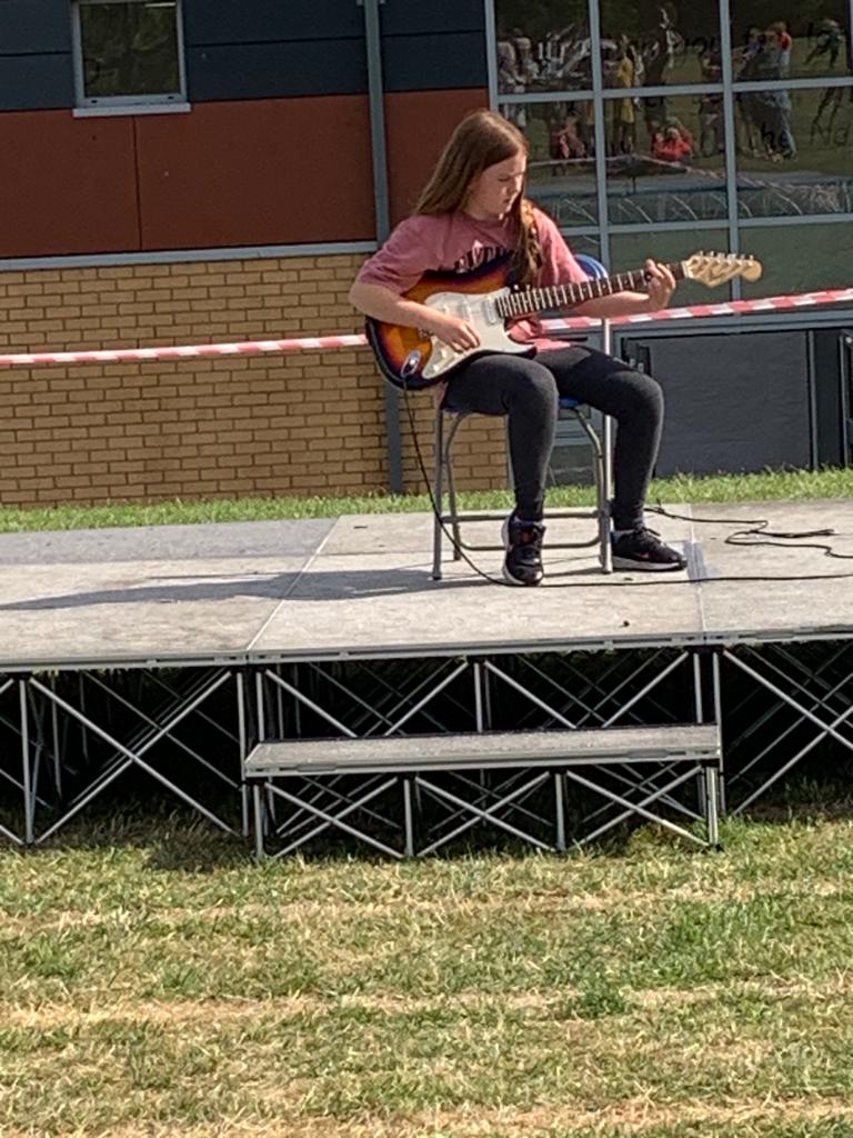 Rachael Heard tweet media