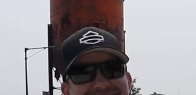 Goff77's tweet photo. @msweds01 Can you please help me locate the hat you have on in these pictures?  After multiple visits to different HD retail locations and scouring the internet I still can’t find one. Help! https://t.co/KV4lsMsDxQ