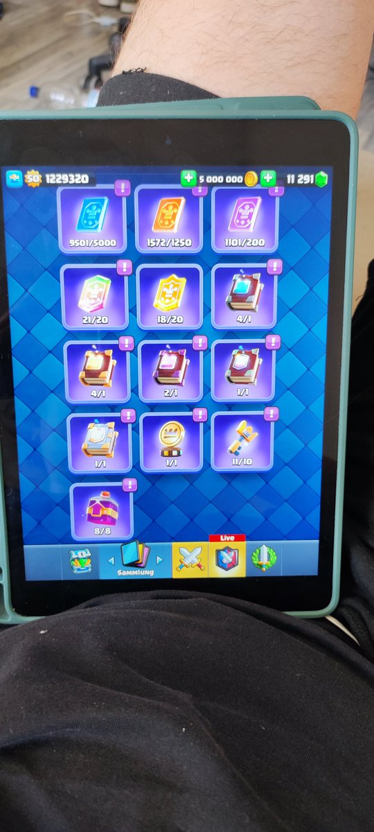 SystemfehlerRo's tweet photo. @ClashRoyale 😭 https://t.co/nSLcuTt6Jx