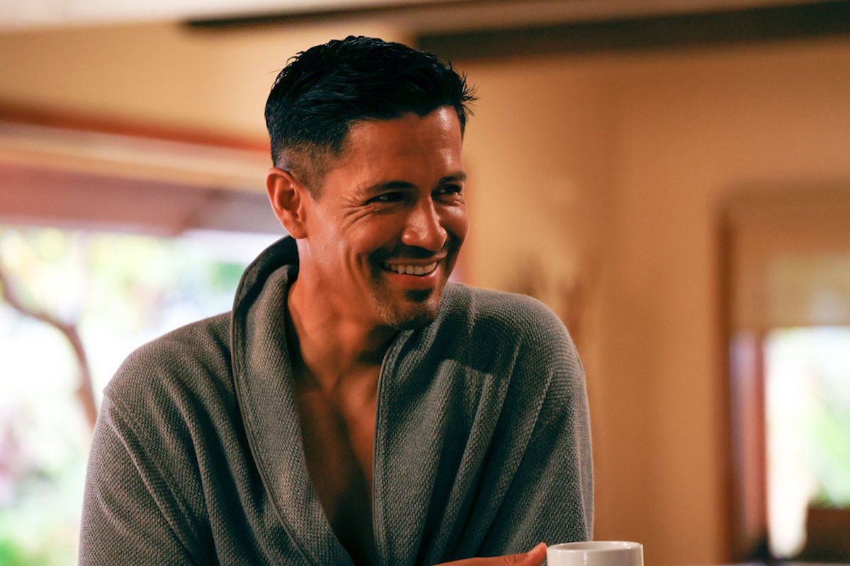 HelisPenter's tweet photo. How could someone possibly let go of this extraordinary man? 
We love the whole cast and crew but he is the glue that holds this together! 
Even Kelly Severide doesn’t have anything on him and trust me, I like Severide very much! 
Be smart @nbc 😉
#SaveMagnumPI https://t.co/TpJpVNCdnZ