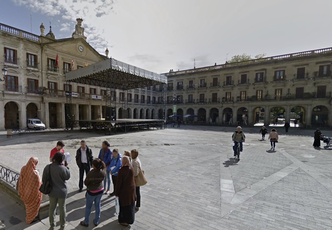 Vitoria-Gasteiz May 2015 google.com/maps/@42.84649…