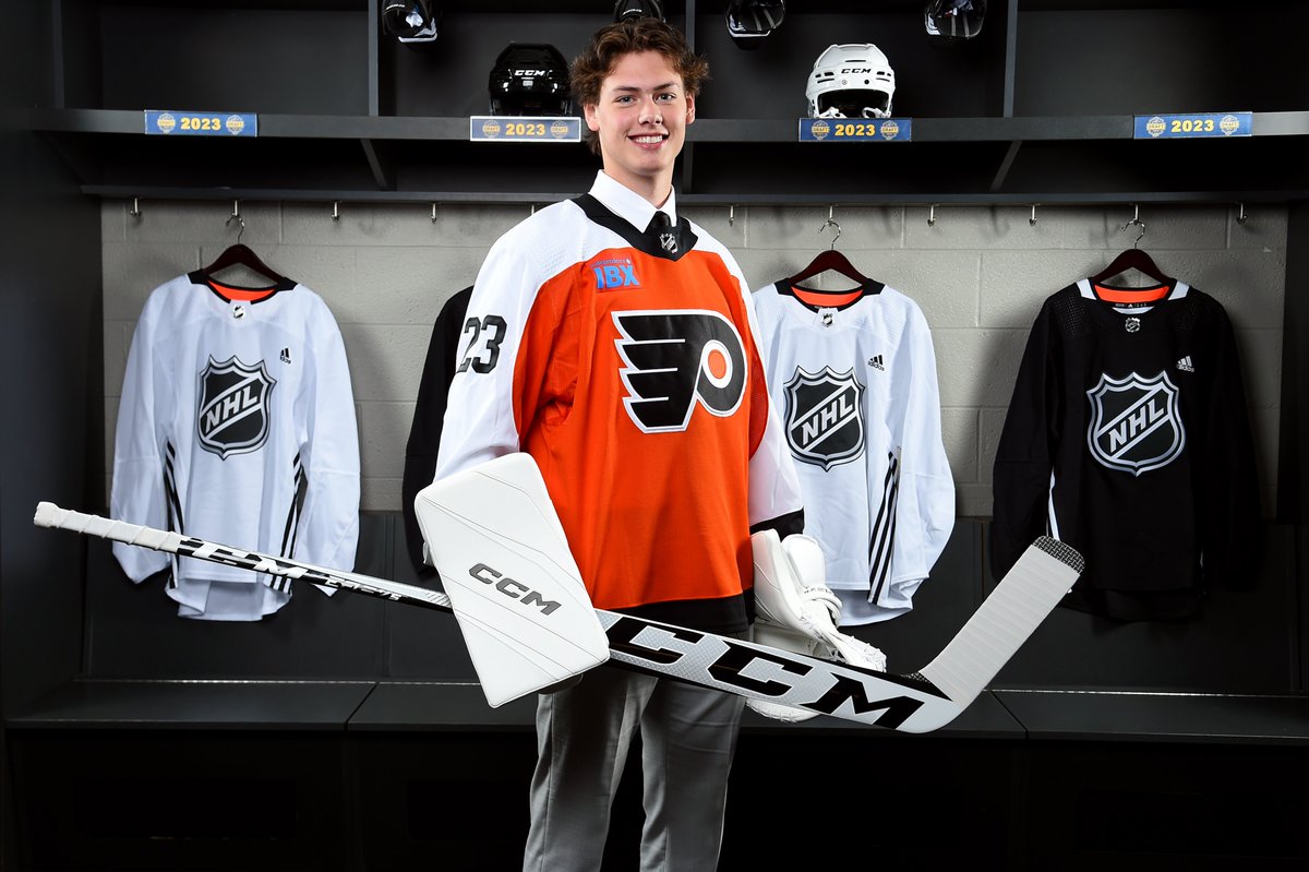 NHLFlyers's tweet photo. Threads of the future. 

#NHLDraft | @IBX | @CarsonBjarnason https://t.co/zL7ARxFni5