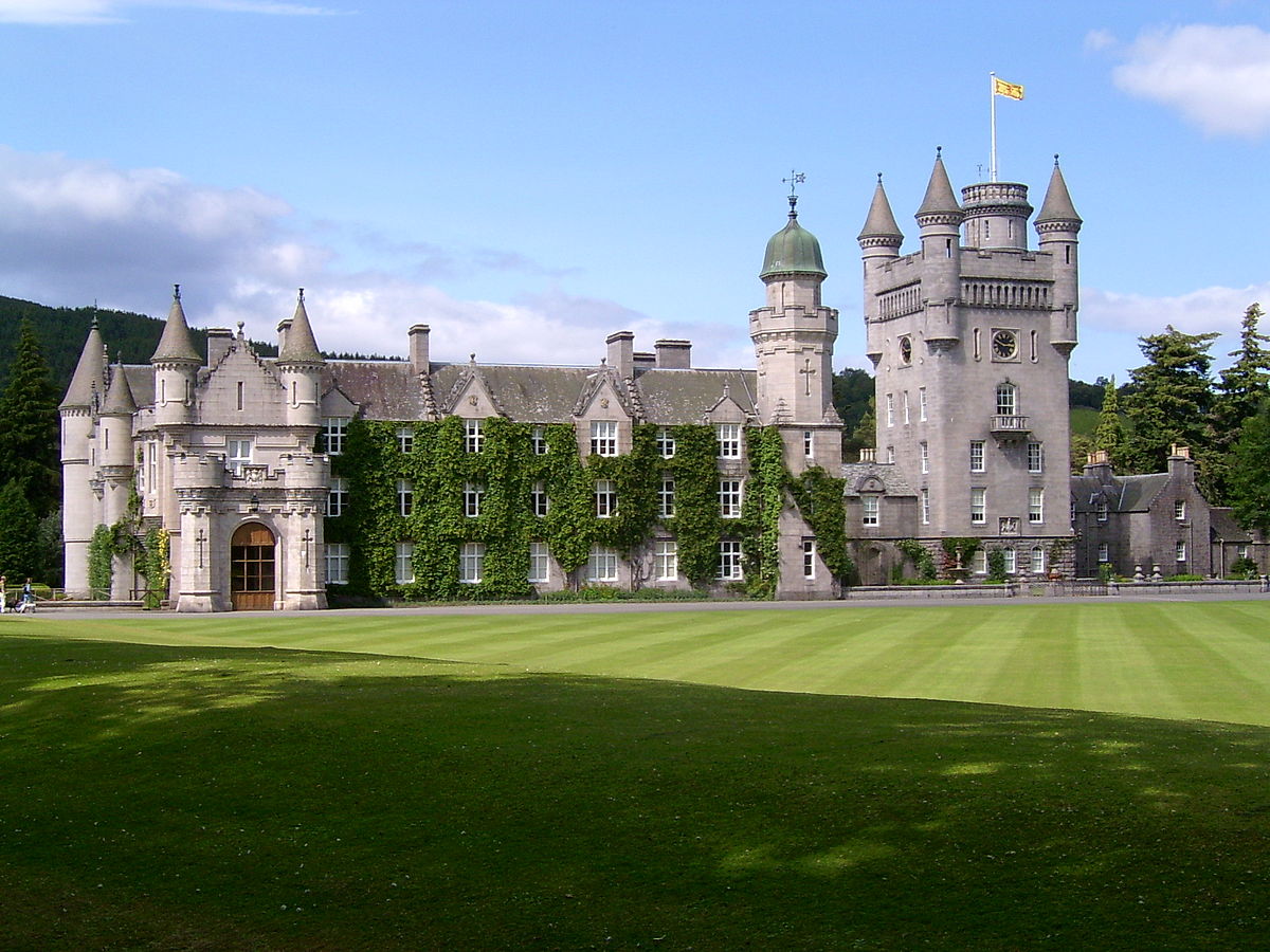 bestscottish's tweet photo. Have you visited Balmoral Castle, the Scottish home of the Royal Family, since 1852?
Discover Scotland's most captivating castles on our 10 Day Spectacular Castles and Gardens of Scotland Tour: https://t.co/9LhbHEvGFB
#TourScotland
#ScottishCastles https://t.co/TgkU2B2OxU
