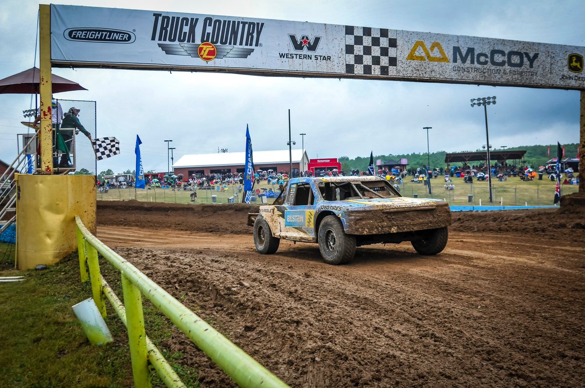 Ryan Beat tweet media