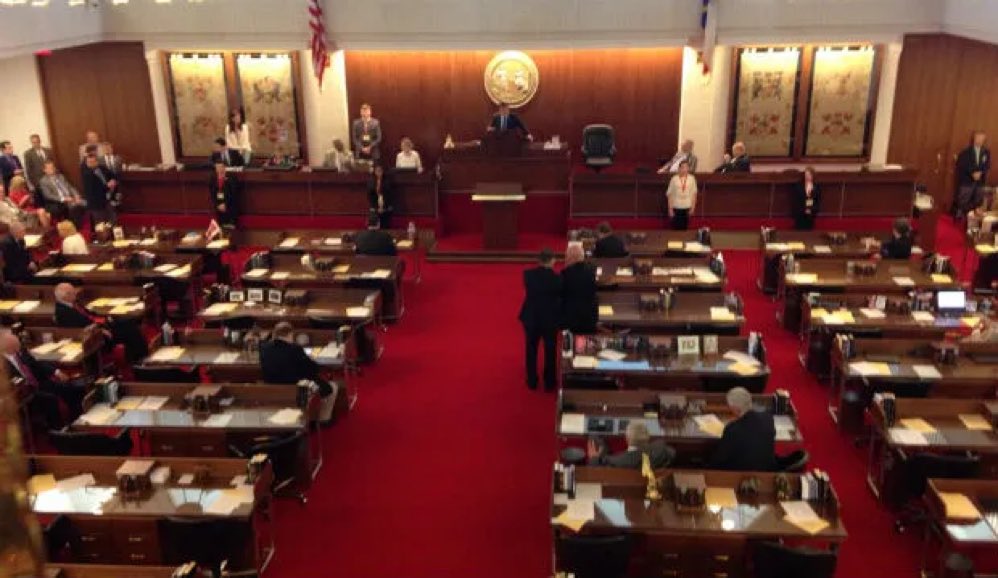 AlgoPear's tweet photo. 🚨BREAKING: BILL THAT WOULD ALLOW NORTH CAROLINA'S STATE TREASURY TO HOLD CRYPTO ON ITS BALANCE SHEET PASSES THE HOUSE WITH 73 VOTES IN FAVOR AND 40 AGAINST 🔥🔥

LAST CHANCE TO BUY #XRP UNDER $1 https://t.co/CCZ6KrbM7c