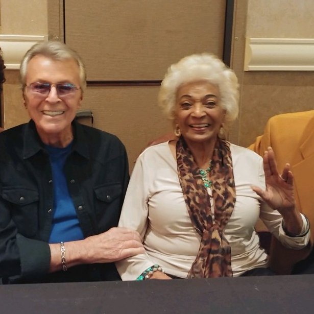 a crooner and an icon

#startrek #startrektos #startrekds9 #scifi #tvseries #cast #quotes #jamesdarren #nichellenichols