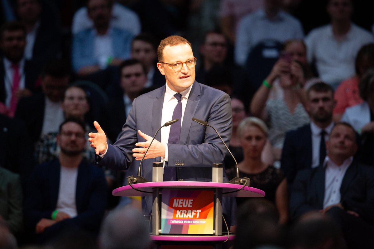 .@jensspahn beim #Jecduth23:
Wo ist Olaf? Das ist die schlechteste Bundesregierung die Deutschland je hatte. Mit Habecks Brechstangenpolitik überzeugt man keine Bürger. #Ampelausfall