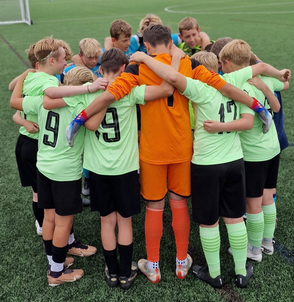 Richard Claxton (@rkclaxton28) on Twitter photo Greenfield Pumas u14s (2023-2024) are looking for attacking players to join their squad. Last season's BYFL U13s league winners. If interested, please get in contact. We train Wednesdays and play Sundays. <a href="/BYFL2/">Bournemouth Youth FL</a> <a href="/HampshireFA/">Hampshire FA</a> Greenfield Pumas u14s (2023-2024) are looking for attacking players to join their squad. Last season's BYFL U13s league winners. If interested, please get in contact. We train Wednesdays and play Sundays. <a href="/BYFL2/">Bournemouth Youth FL</a> <a href="/HampshireFA/">Hampshire FA</a>