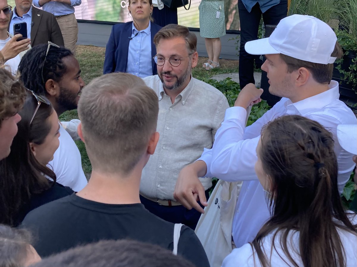 CUF (@cuf) on Twitter photo "Att fler får ett första jobb, att fler kan leva av sin lön, det är avgörande för att en människa ska kunna göra en livsresa. Hitta kraften och tron, både på sig själv och på framtiden" 💚
<a href="/MuharremDemirok/">Muharrem Demirok</a> "Att fler får ett första jobb, att fler kan leva av sin lön, det är avgörande för att en människa ska kunna göra en livsresa. Hitta kraften och tron, både på sig själv och på framtiden" 💚
<a href="/MuharremDemirok/">Muharrem Demirok</a>