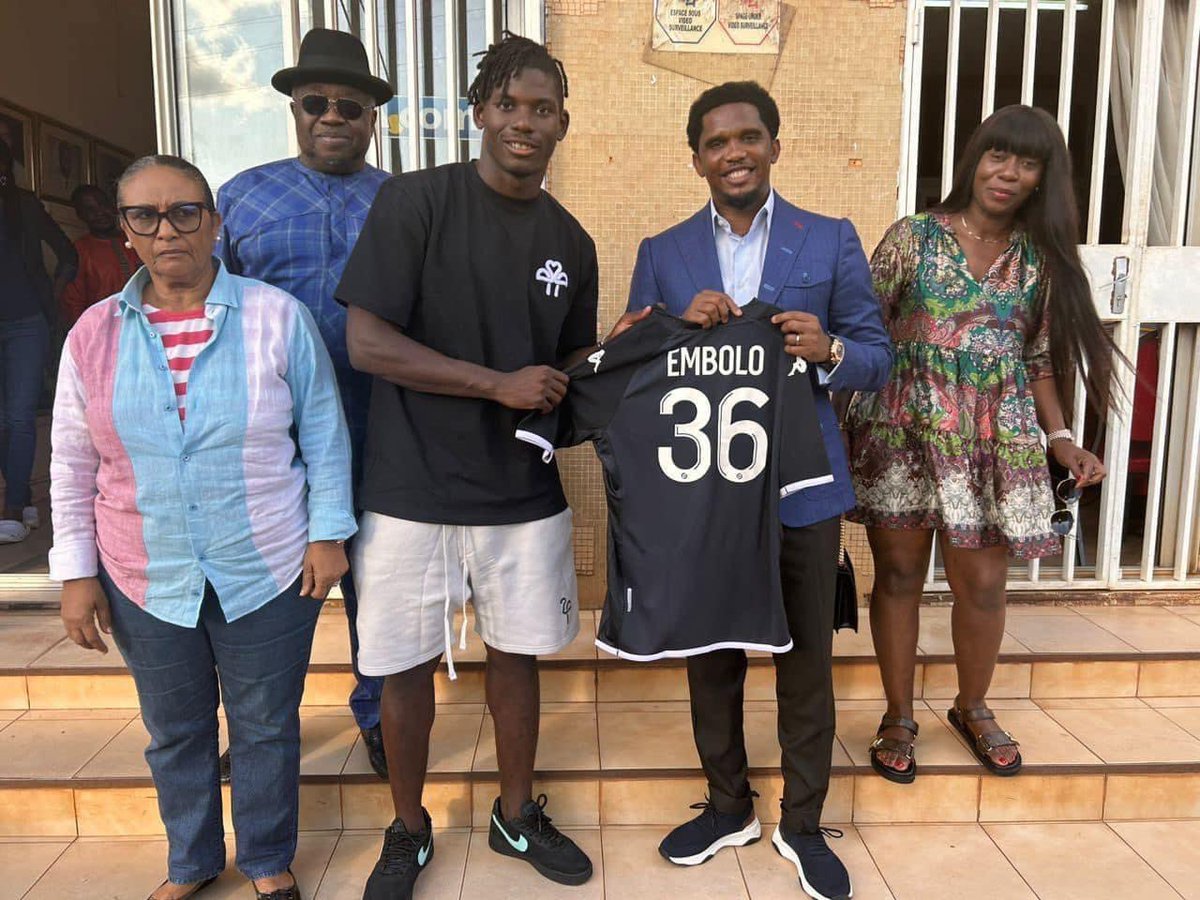 Embolo est- il pardonné ? 😅

On dirait que la première vice-présidente de la fecafoot, Céline Eko n’est pas très d’accord 😂😂😂