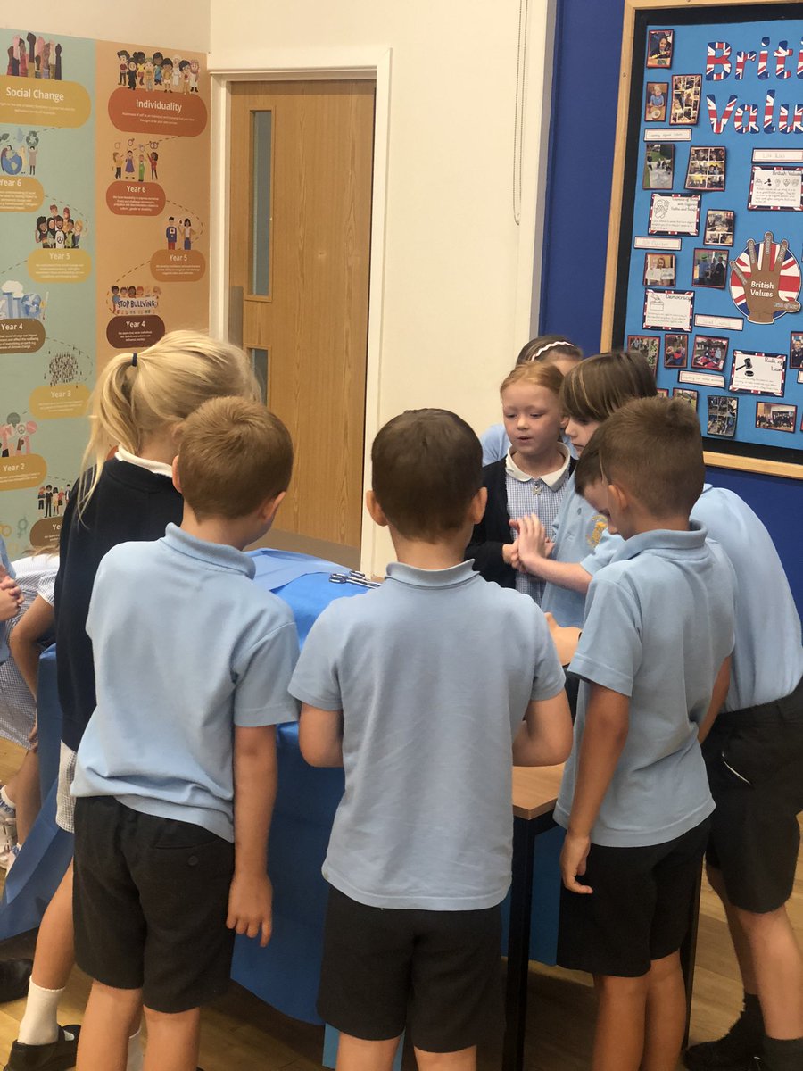 Mrs Wills tweet media