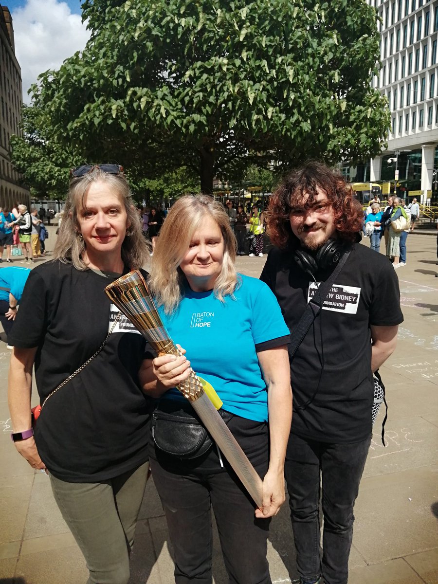 JudeGrinter's tweet photo. Thankyou to my two companions
that walked with me. It's a lonely path without Andrew but friendship certainly helps. Manchester this afternoon @BatonOfHopeUK https://t.co/JuK2gb0EGt