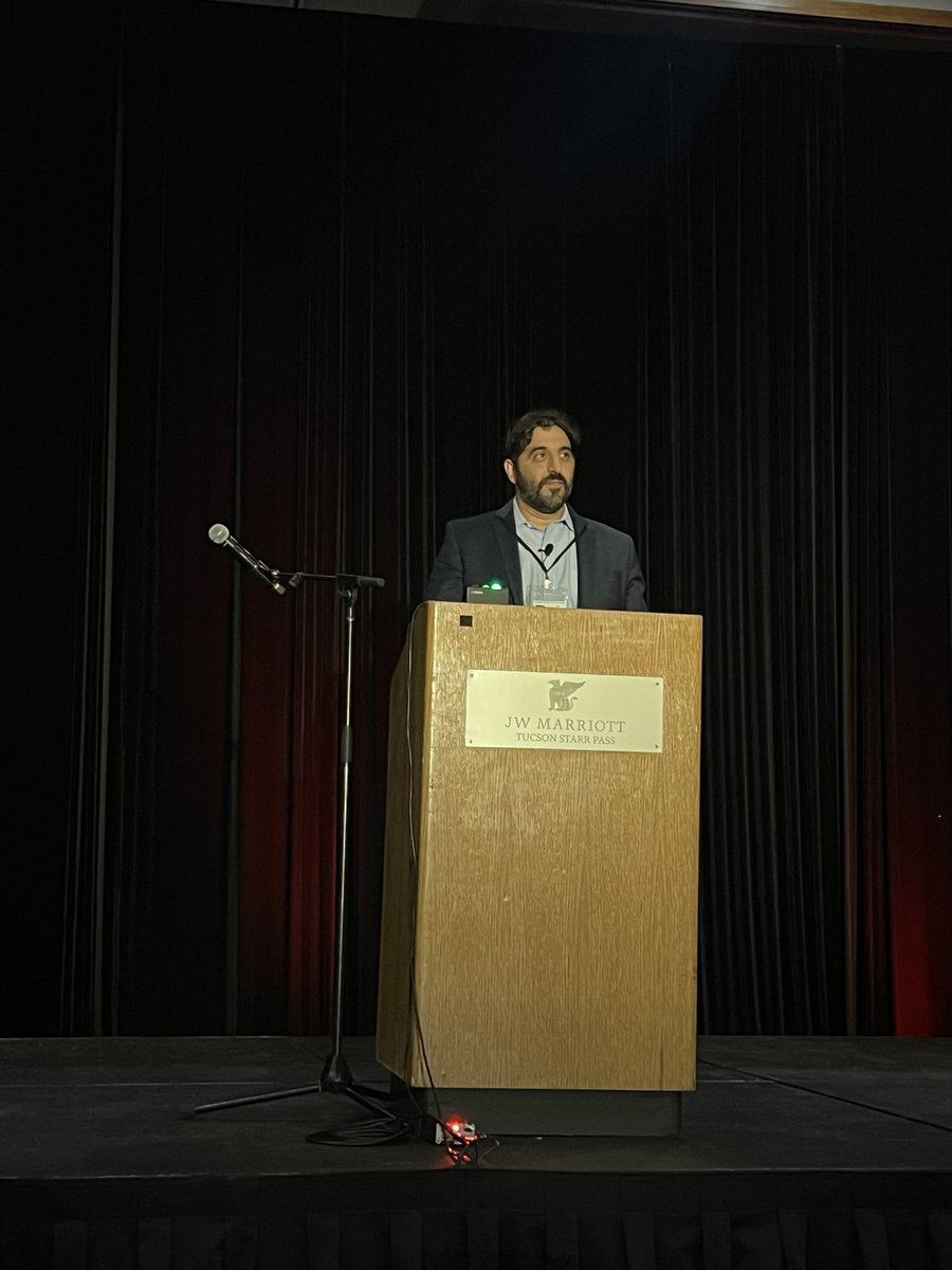 DoctressOfSteel's tweet photo. The boss in geriatric trauma @topknife takes the stage to talk about “The Deception of Simplicity”…..older trauma patients aren’t the same. #SWRTC @AZTraumaCats https://t.co/MNbhJplla8