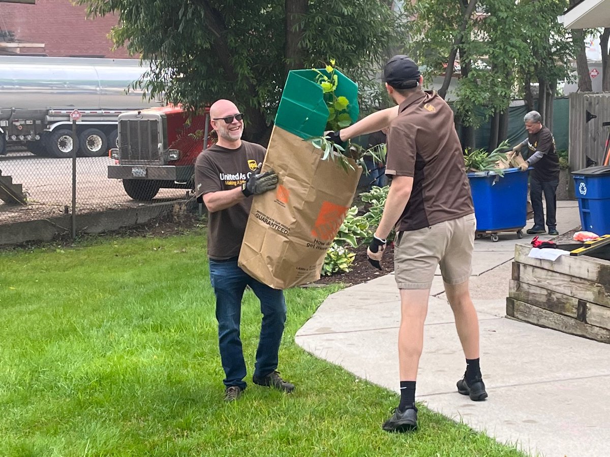 Oakland Family Services tweet media