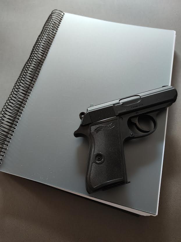 josetellaetxe's tweet image. #Mutant3sFifthProtocol
Acabo de recoger la copia impresa y encuadernada... La corrección definitiva mejor a mano y con la PPK de bolitas cerca😎😎
Number Seven, pipa, y a ver si en unos días le doy una alegría a @erbardo / @suseya