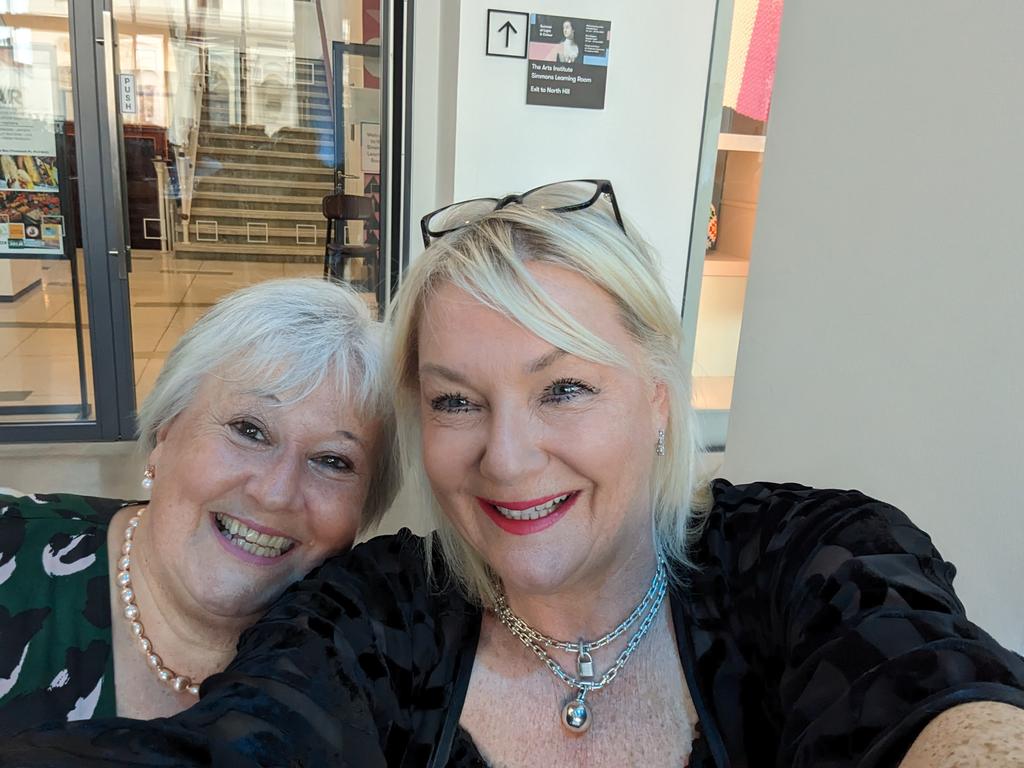 DCTrainingNet's tweet photo. Attending the @swbctweets annual dinner @theboxplymouth & have met the lovely @BevWatersICAEW & the irrepressible @CouncillorTudor.... Think it's going to be the naughty table! #table15 #networking #business https://t.co/uANS4RZyB4
