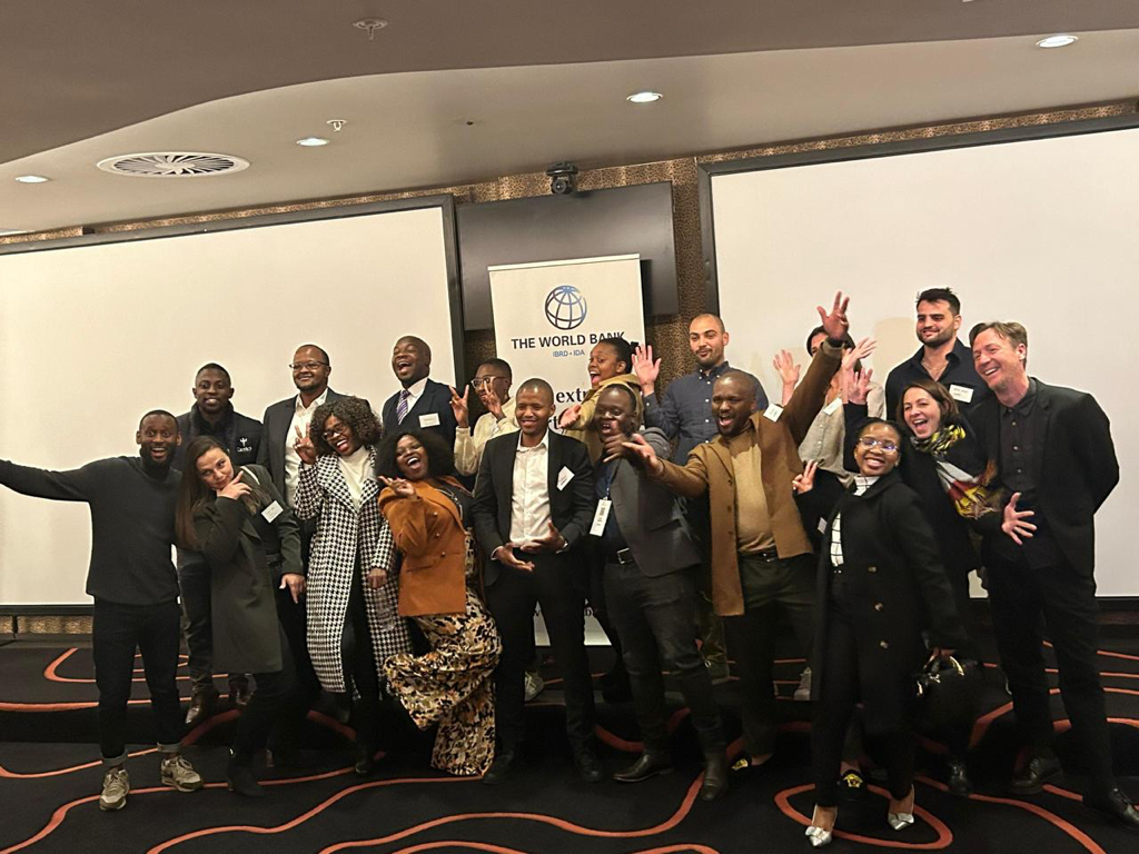 bridge_portal's tweet image. 🥳🎉🎉🥳🥳🎉🎉🥳🥳🥳🥳🥳🍾🍾🍾🍾
#FinTechChallenge

@dsigovza @Worldbank @Dsbd_Sa