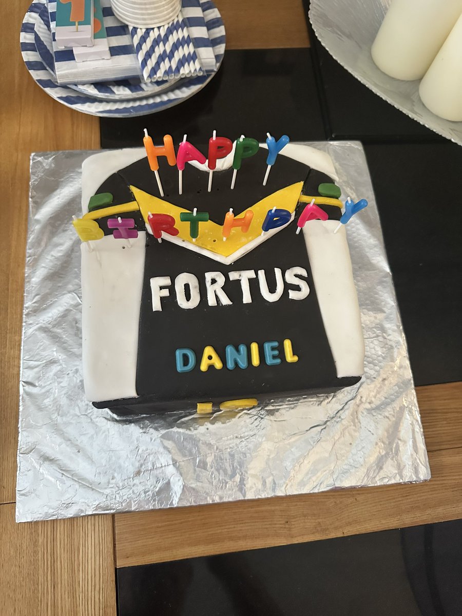 fillothewarrior tweet media