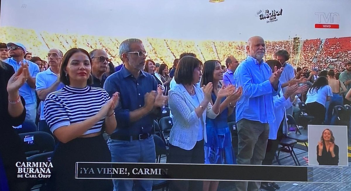 Ayer mientras se quemaba Concepción, los ministros de <a href="/GabrielBoric/">Gabriel Boric Font</a> disfrutando un concierto en vivo ... 

No tienen perdón de Dios !