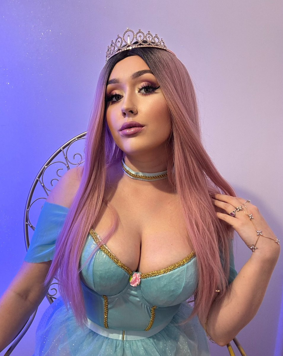 ✨ RT GAME ✨ 

Princess gets whatever She wants. 

$4/4/4
20 minutes 
4 comments 
25 minutes

Let’s go! 🫦