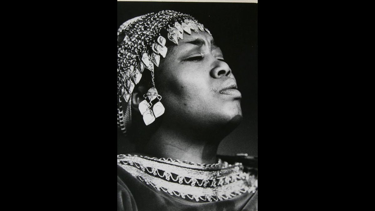 Monday, January 19th, is Martin Luther King Day. Dr. King called Odetta the  Queen of American Folk Music. Here's Odetta singing "Freedom Trilogy" from her 2005 Grammy-nominated record, Gonna Let It Shine. I hope you enjoy. zurl.co/p721p