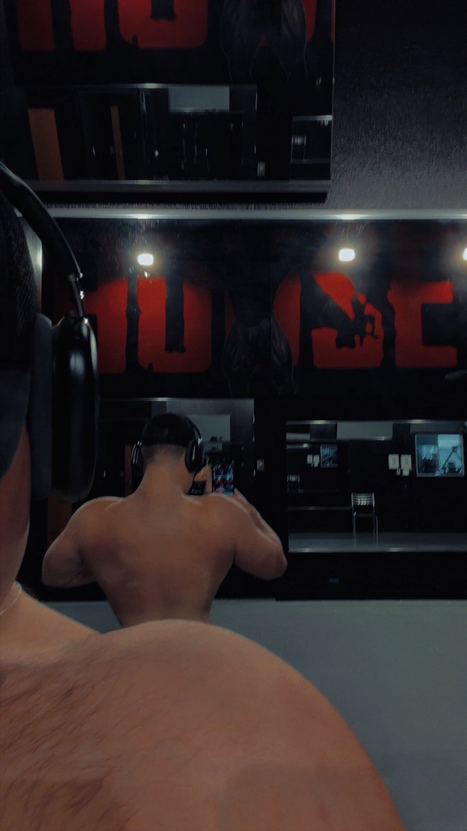 GavinSample1's tweet photo. Beefy 😉 #explore #gym #slut #nipples #piercings https://t.co/7p4d1I5m1t