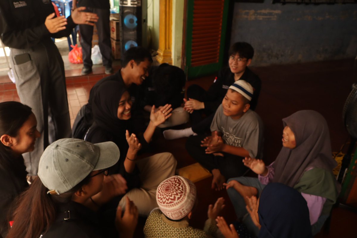 destyvm's tweet image. heart full of love, akhirnya bisa ngerasain datang ke panti dan main bareng malaikat malaikat surga🥹