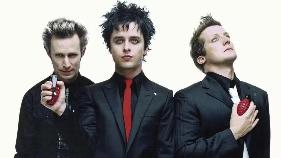 caradossports's tweet image. Green Day vai se apresentar na cerimônia de abertura do Super Bowl LX, a NFL anunciou