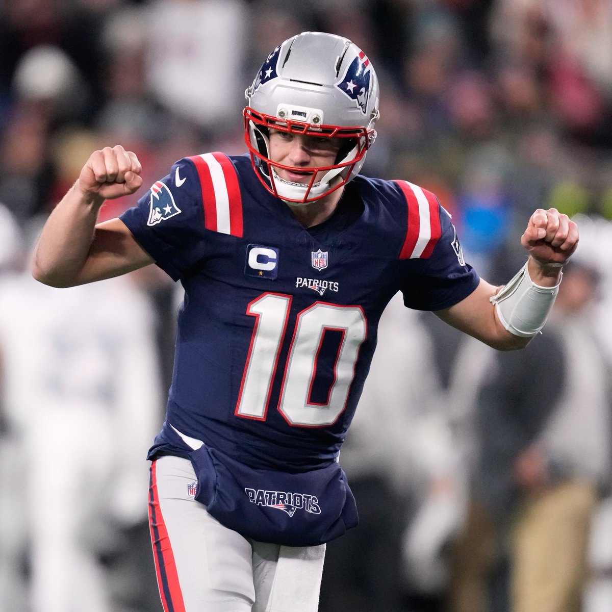 vikingzfanpage's tweet image. Both the #Vikings and #Patriots spent $150M+ in guaranteed money this past offseason (only 2 teams to do so) with their QB’s heading into year 2. 

New England is on its way to the AFC championship. Minnesota didn’t even make the playoffs.