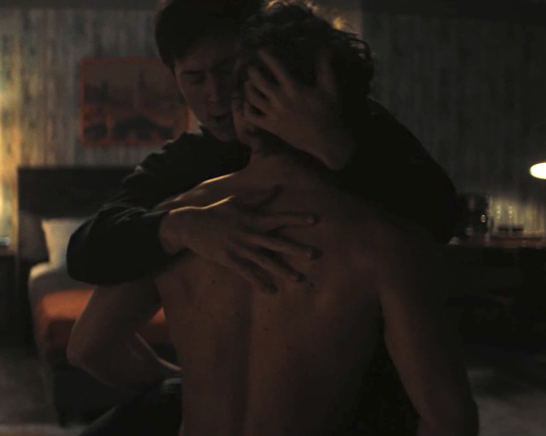 hollanovfiles's tweet image. 