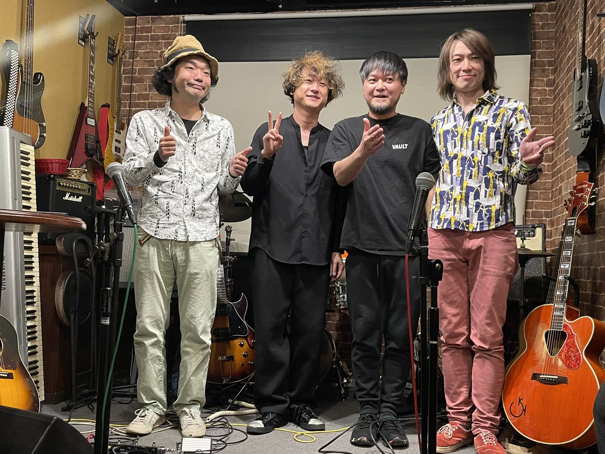 夜✨は地元に戻り🎶
セカイさん、もりきこさん、のんぺさん
楽しかった〜ｖ（＾＿＾ｖ）♪