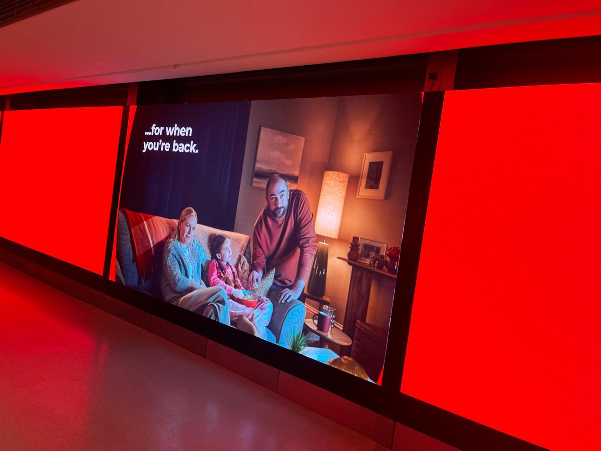 Warm welcomes and fond fair wells in the <a href="/calorireland/">Calor Ireland</a> campaign that you will see in <a href="/DublinAirport/">Dublin Airport</a> terminal 1 you might just spot me in there as well #irishactor #calor #travel #airport #louth #dundalk