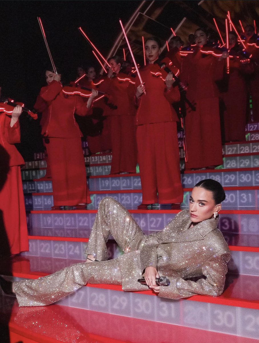 neverreallyria's tweet image. NO CAUSE STOP 🥵🥵