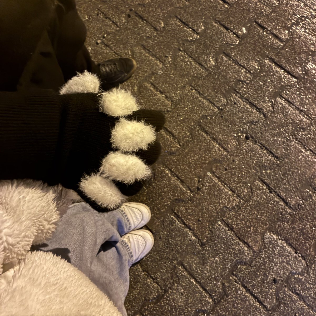 Nivea black n white 48 saate kadar koruma