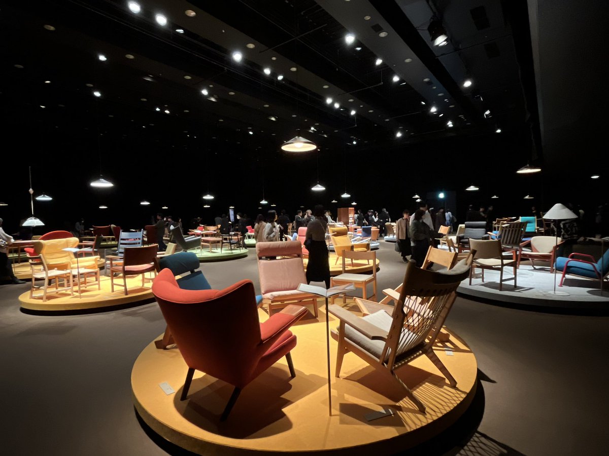 ozawatami's tweet photo. ウェグナー展へ行ってきた。

知識は蓄えるべき、自信になりブレなくなる、と。
アートに触れると謙虚になれると言うけれど、まさに。

贅沢。見たことのない空間。 https://t.co/tmMqINqSff