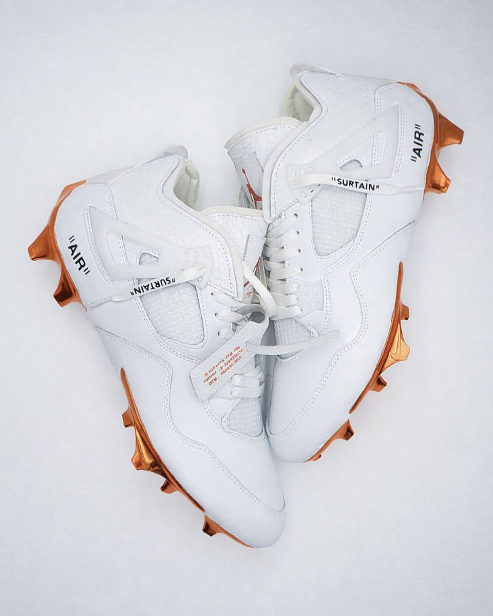 Pat Surtain II’s custom Off-White x Air Jordan 4 cleats ⚪️🟠 <a href="/PatSurtainll/">Patrick Surtain</a> 

📷 <a href="/Dakota_Wiley_22/">KotaKustoms</a>