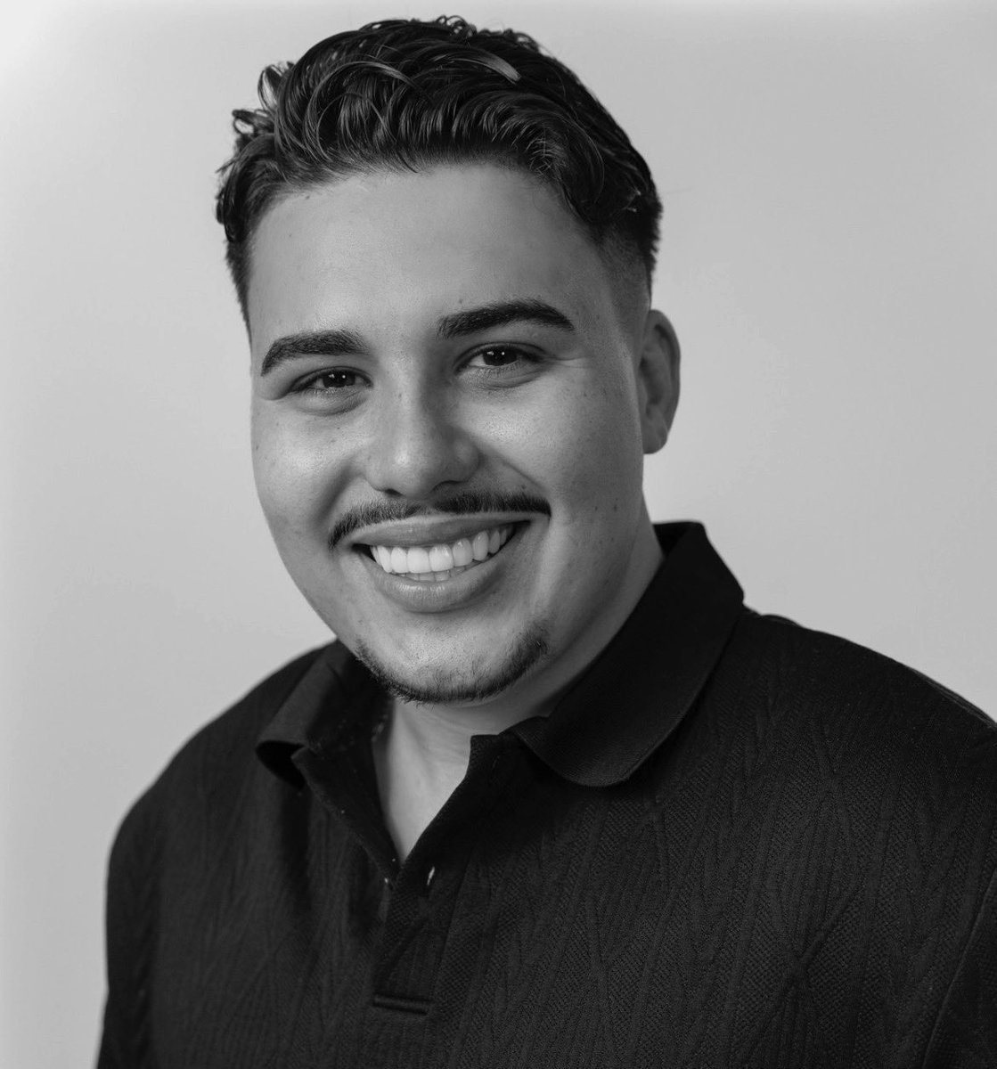 InsiderzBBB's tweet image. A Rafa além de ter dado a vida mostrando que merece a vaga, valorizou cada segundo da experiência e não fez da participação um grande mico.

Ela passou uma semana sem comer e sem dormir pra tentar entrar no elenco, pra no final entrar um qualquer e jogar oportunidade no lixo.…