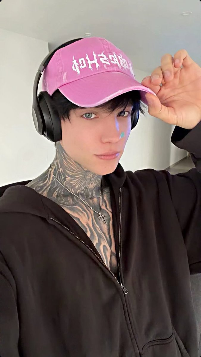 Michivipi's tweet image. Se ve cute