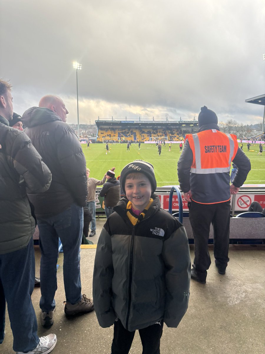 Another boss day watching the footy with my mate, what else you gonna do on a Saturday?