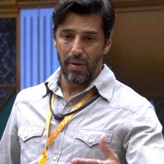 updatecharts's tweet image. Cowboy: “Temos que ter humanidade e pensar até que ponto ele foi babaca ou até que ponto ele precisa de ajuda.” #BBB26