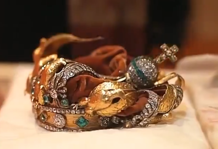 Outofnone1's tweet image. Allégorie de la France à l'ère du vivre-ensemble.