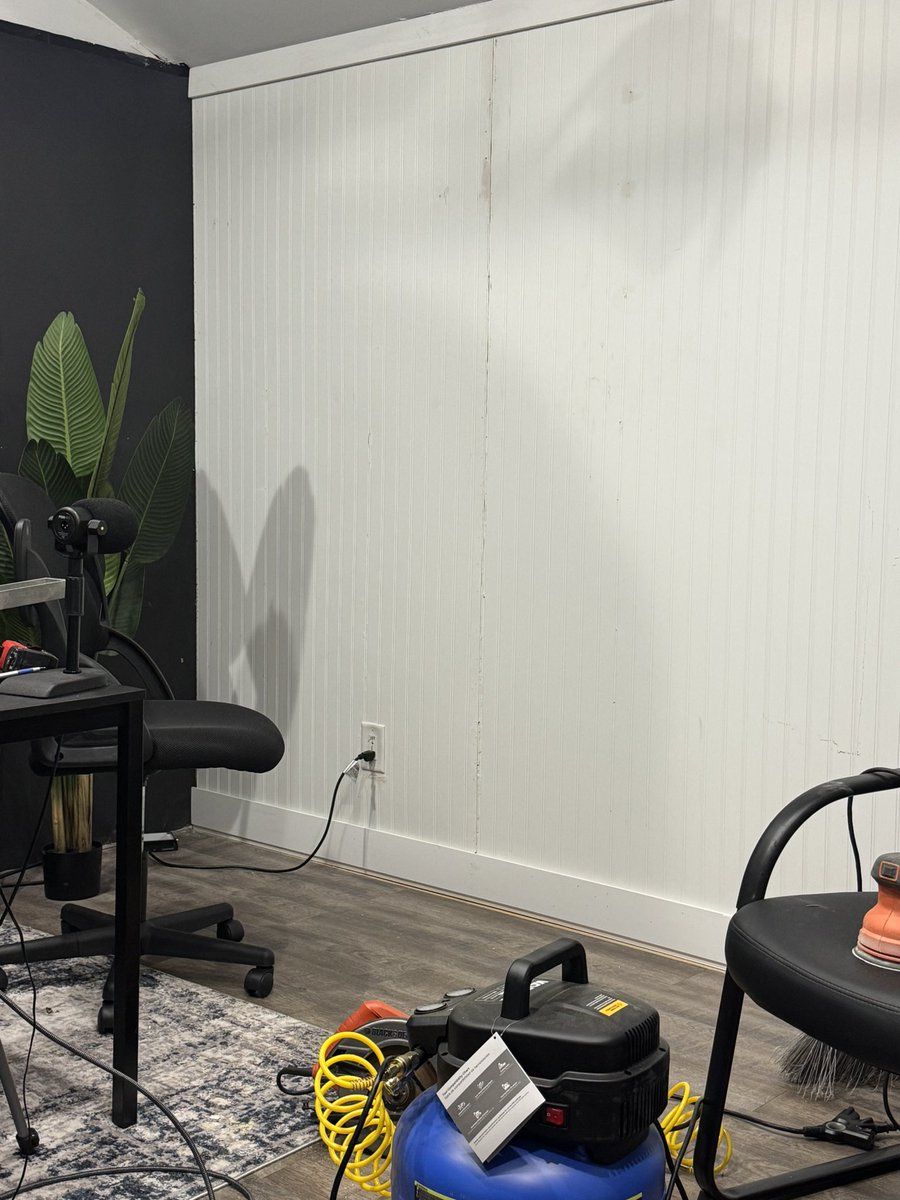 StudioB856's tweet image. A little finishing touches.