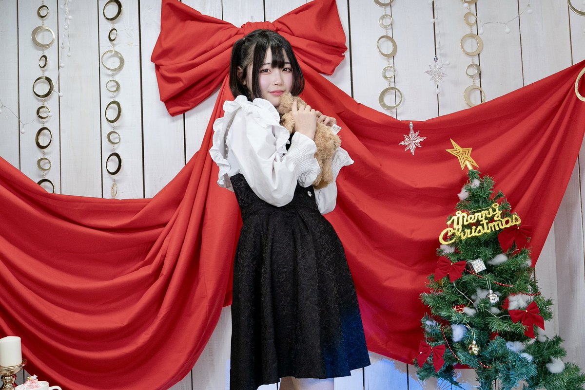 picooo's tweet image. ひなちゃん。

黒い服がシックで似合う(*^^*)
黒い部分の柄を出そうとして現像で色々やりすぎてちょっと汚れてるように見えるのもあるけど実際はいい感じの柄だったんです(^^;;

#歌青ひな
#紅葉学院